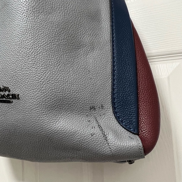 Beautiful Coach Tote Bag, perfect for fall! - Picture 3 of 11